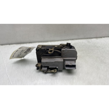 Serrure avant droit PEUGEOT 206