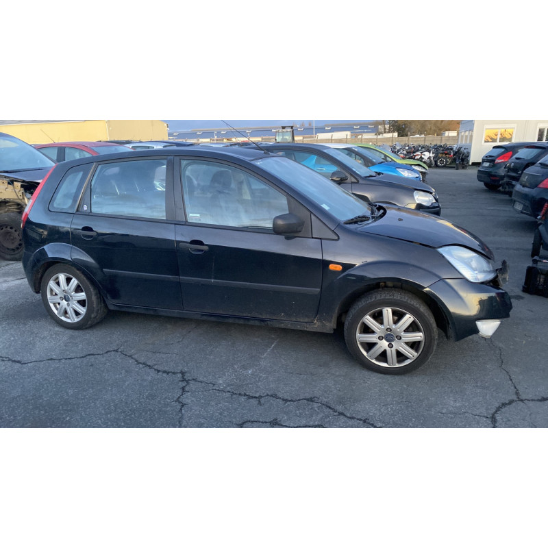 Poignee porte avant gauche FORD FIESTA 5 Photo n°12