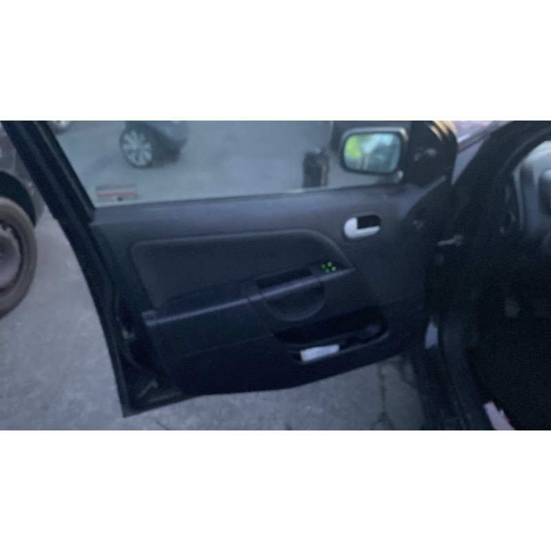 Poignee porte avant gauche FORD FIESTA 5 Photo n°14
