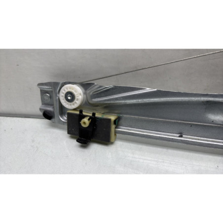 Leve vitre electrique avant droit NISSAN TOWNSTAR