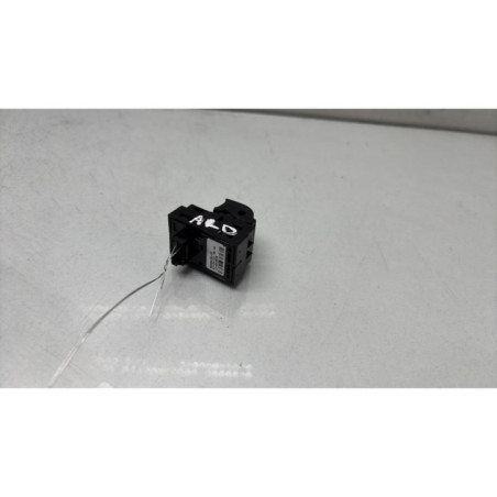Interrupteur de leve vitre arriere droit BMW SERIE 1 F20
