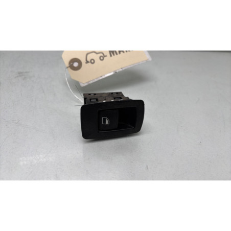 Interrupteur de leve vitre arriere gauche BMW SERIE 1 F20 Photo n°1