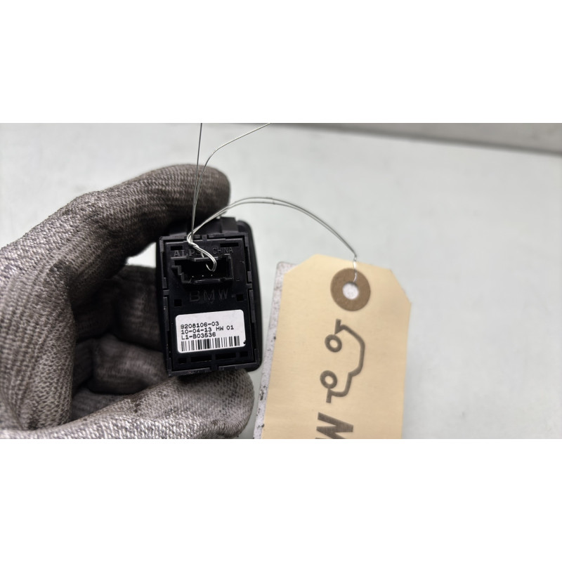 Interrupteur de leve vitre arriere gauche BMW SERIE 1 F20 Photo n°3