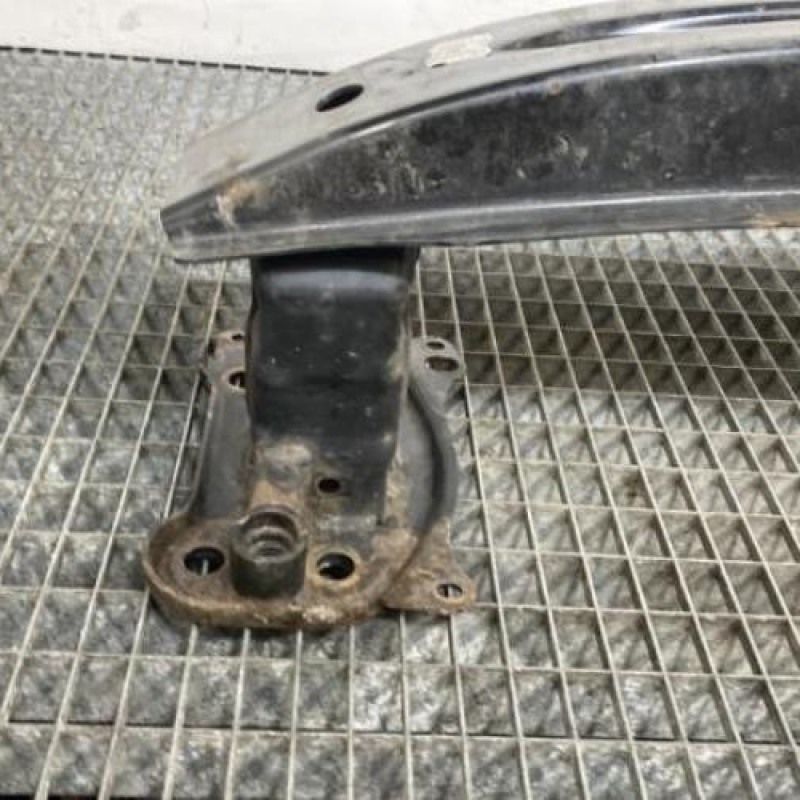 Renfort pare choc avant (traverse) VOLKSWAGEN PASSAT 5 Photo n°2