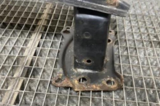 Renfort pare choc avant (traverse) VOLKSWAGEN PASSAT 5