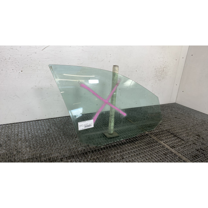 Vitre avant droit MERCEDES CLASSE C 204 Photo n°3