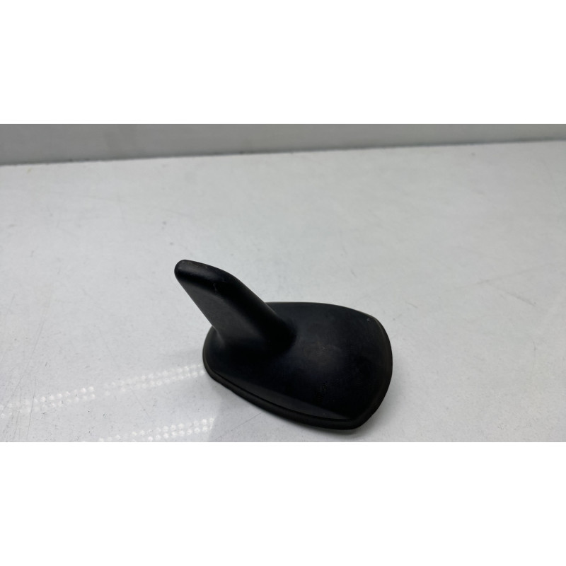 Antenne MERCEDES CLASSE C 204 Photo n°2