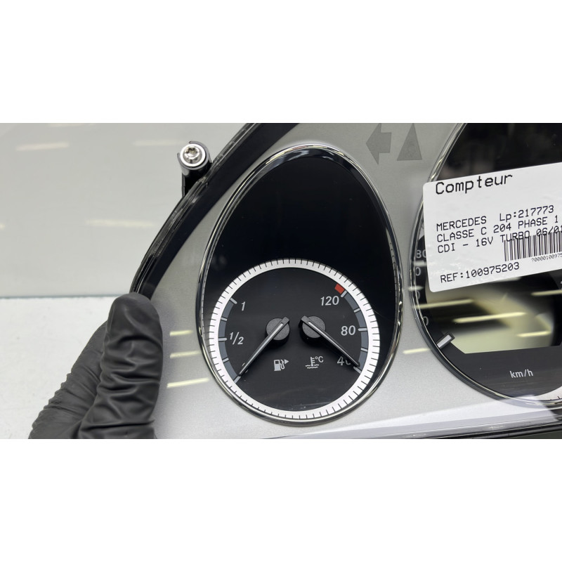 Compteur MERCEDES CLASSE C 204 Photo n°2