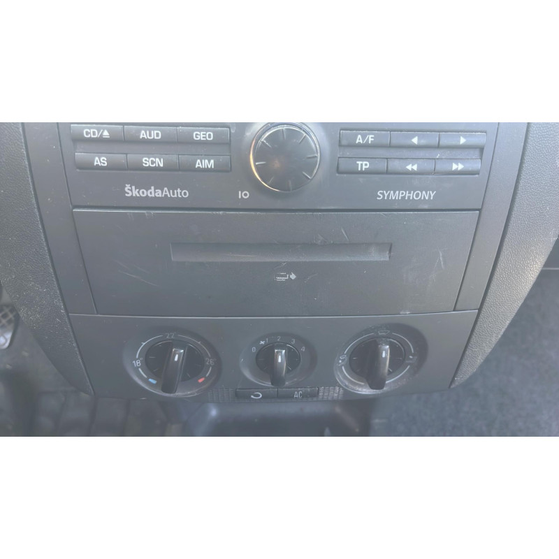Anti brouillard gauche (feux) SKODA FABIA 1 Photo n°8