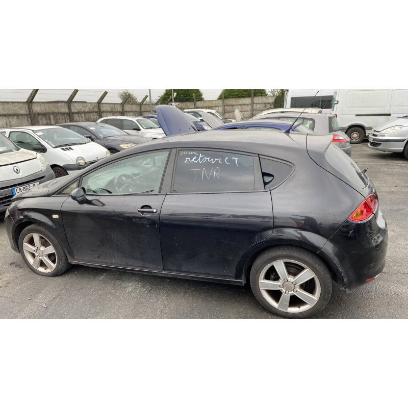 Leve vitre electrique arriere gauche SEAT LEON 2 Photo n°13