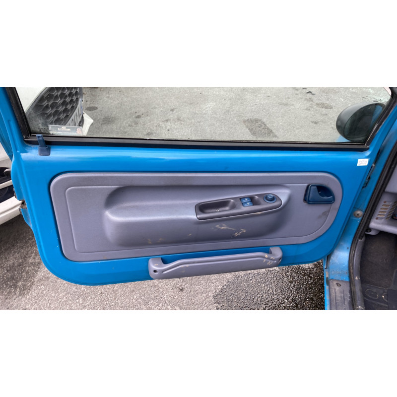 Face avant RENAULT TWINGO 1 Photo n°17