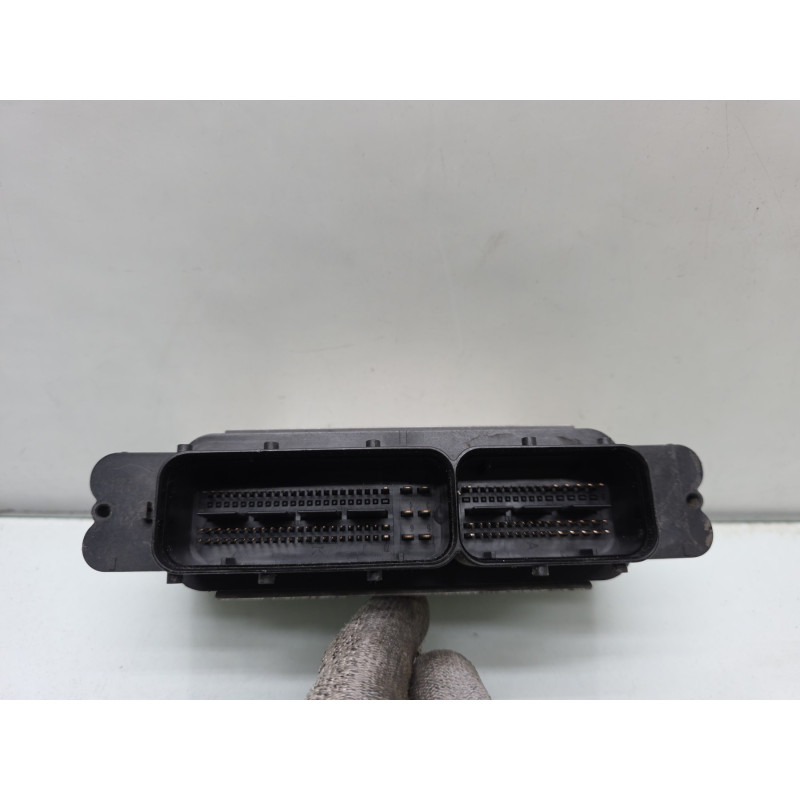 Calculateur moteur VOLKSWAGEN POLO 5 Photo n°3