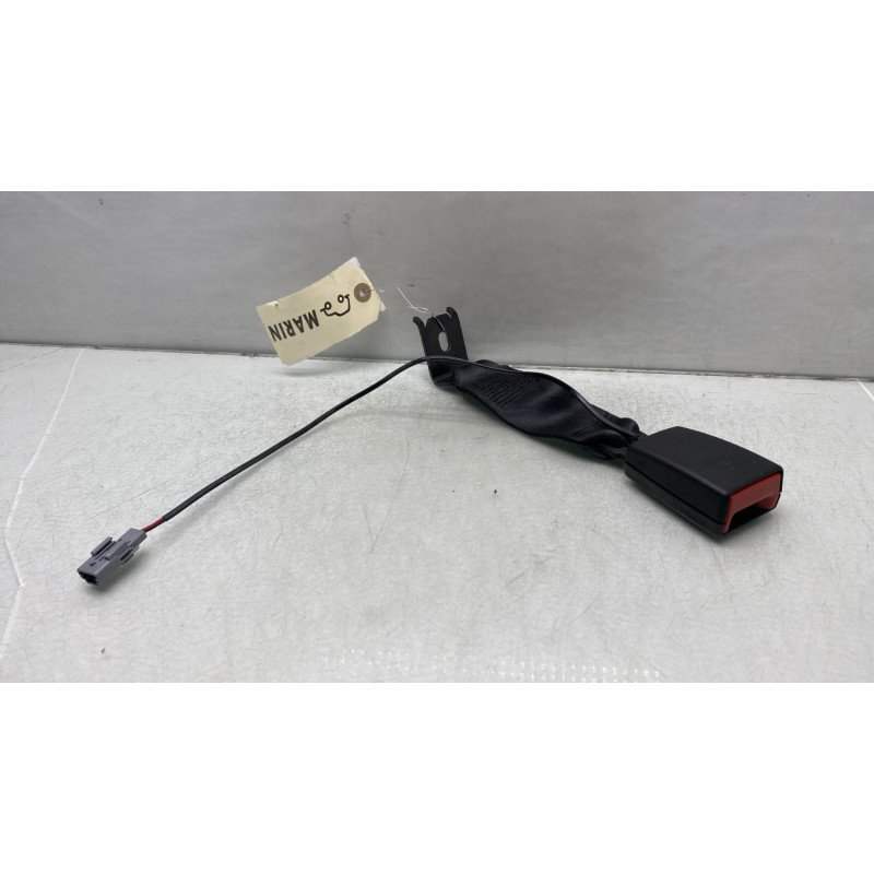 Attache ceinture arriere gauche RENAULT TWINGO 3 Photo n°1