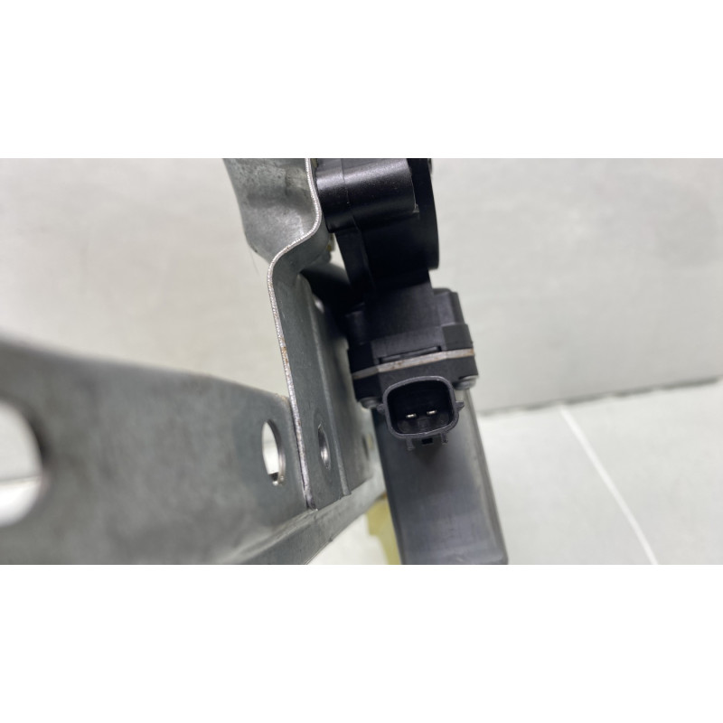 Leve vitre electrique avant droit RENAULT TWINGO 3 Photo n°4