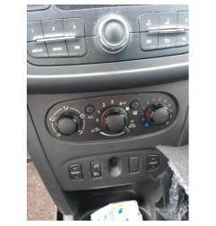 Vase de lave glace DACIA SANDERO 2