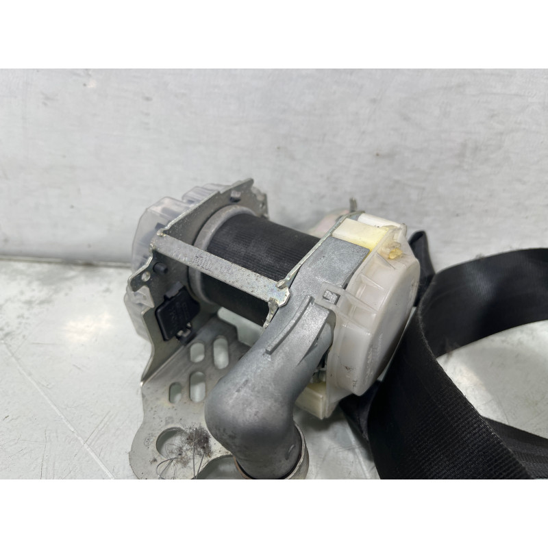 Pretensionneur de ceinture avant gauche NISSAN MICRA 3 Photo n°3