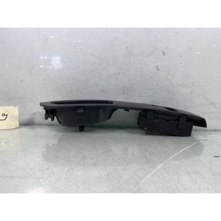 Interrupteur de leve vitre avant gauche NISSAN MICRA 3