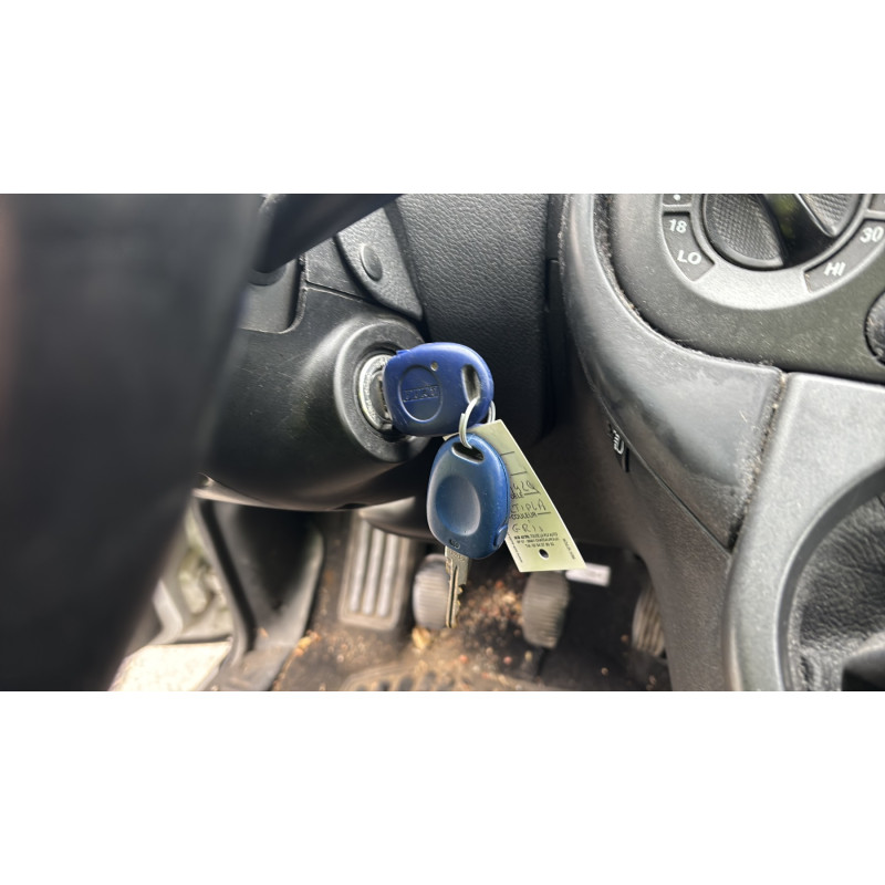Bras essuie glace arriere FIAT MULTIPLA Photo n°19
