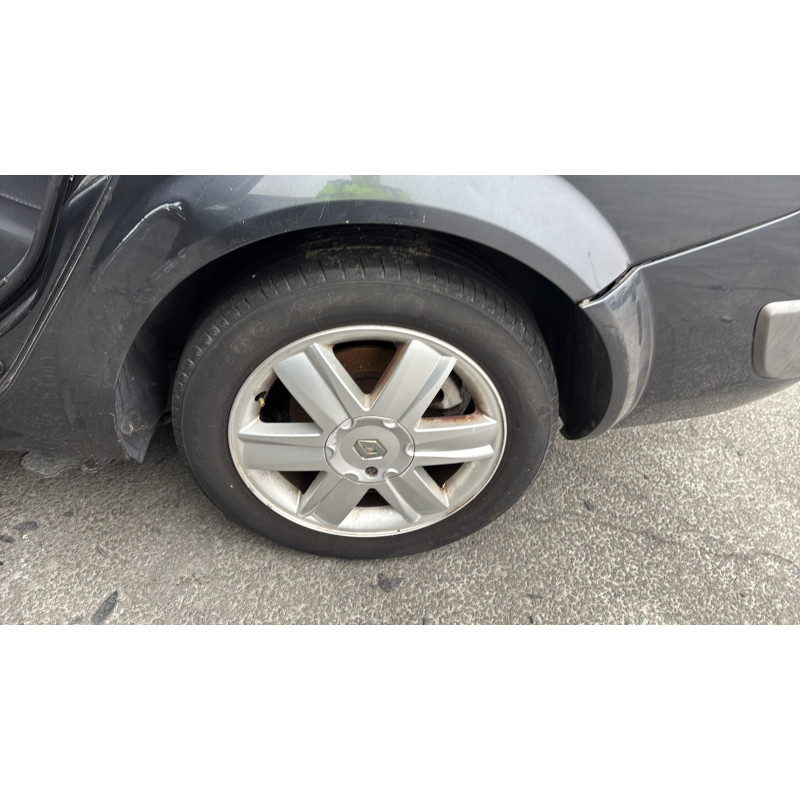 Aile avant gauche RENAULT MEGANE 2 Photo n°18