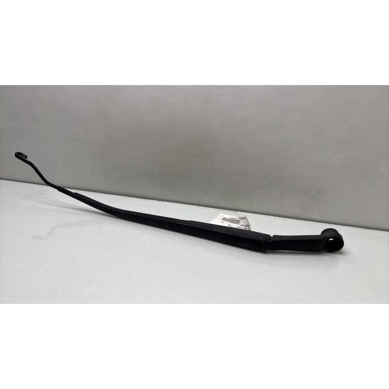 Bras essuie glace avant droit HYUNDAI I 20 2 Photo n°1