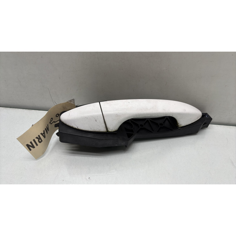 Poignee porte arriere droit HYUNDAI I 20 2 Photo n°3