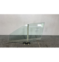 Vitre avant gauche HYUNDAI I 20 2 Photo n°1