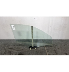 Vitre avant gauche HYUNDAI I 20 2