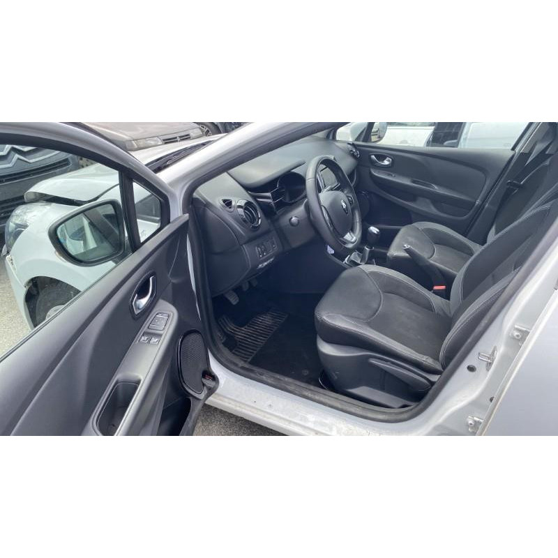 Compresseur clim RENAULT CLIO 4 Photo n°9
