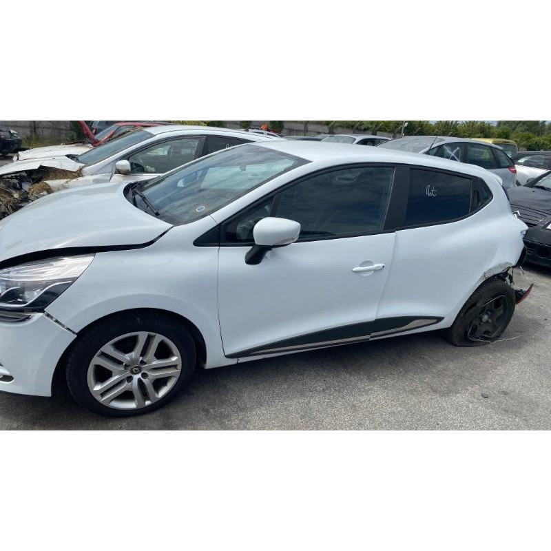 Compresseur clim RENAULT CLIO 4 Photo n°20