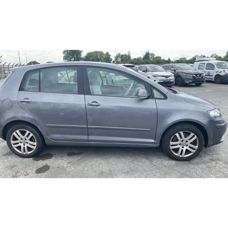 Calculateur moteur VOLKSWAGEN GOLF PLUS Photo n°17