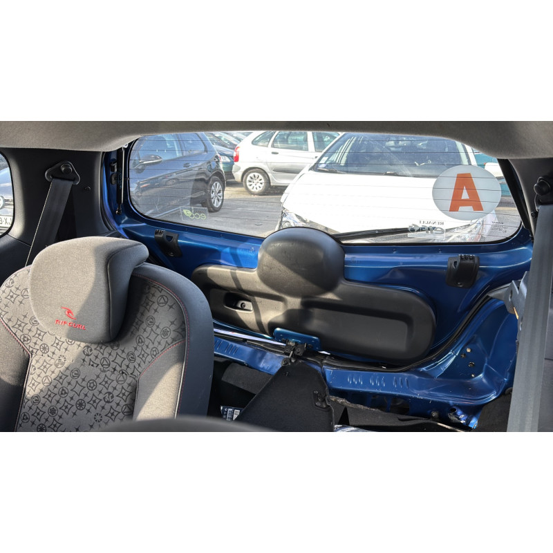 Poignee porte avant gauche RENAULT TWINGO 2 Photo n°17