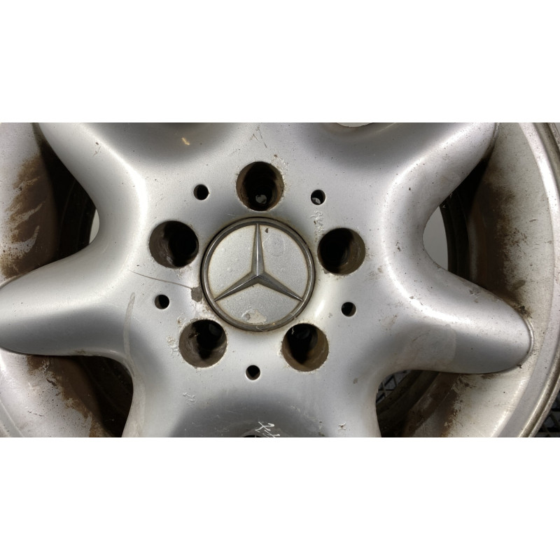 Jante MERCEDES CLASSE C 203 Photo n°2