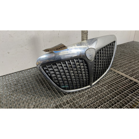 Calandre LANCIA YPSILON 4