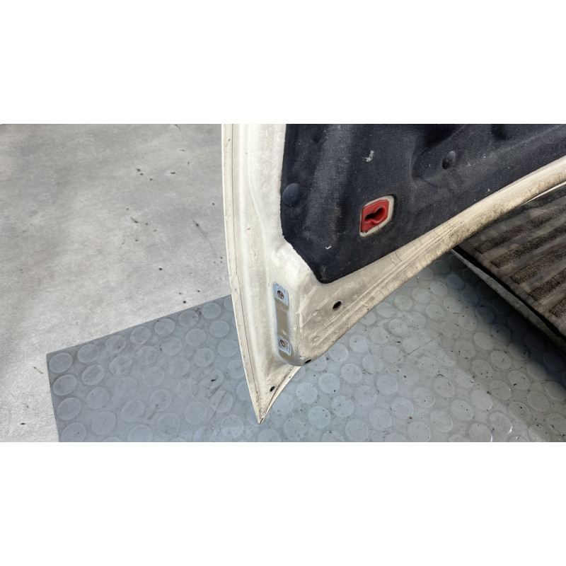 Capot LANCIA YPSILON 4 Photo n°7