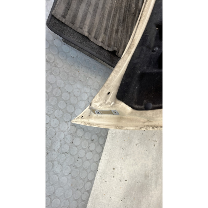 Capot LANCIA YPSILON 4 Photo n°8