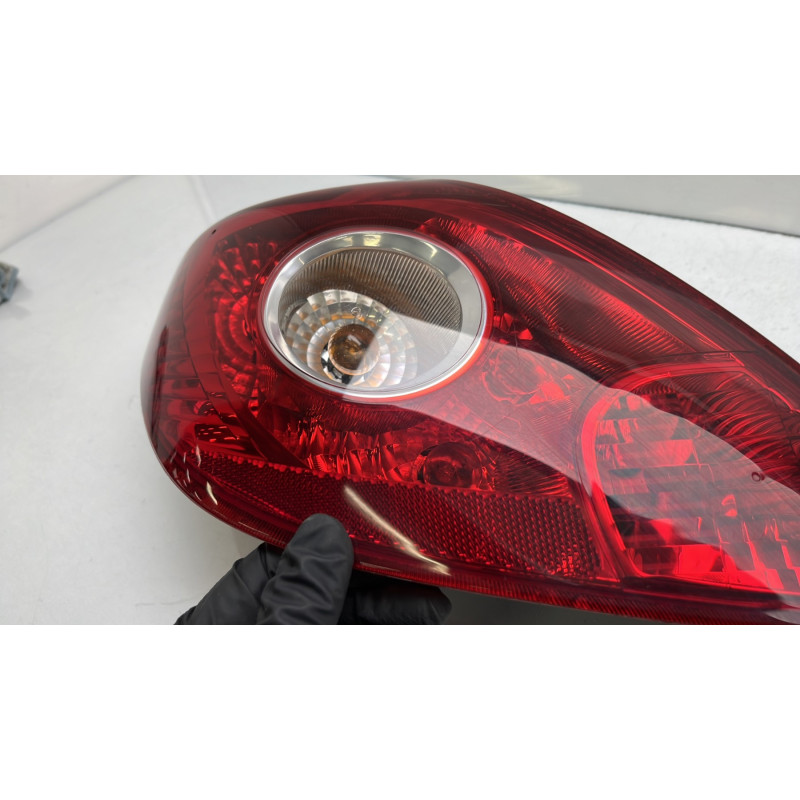 Feu arriere principal gauche (feux) OPEL CORSA D Photo n°6