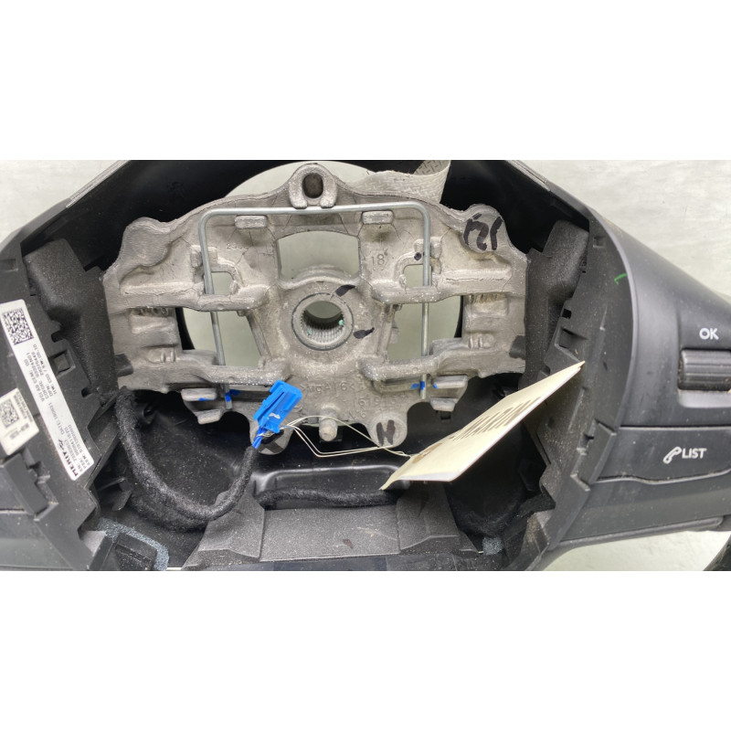 Volant PEUGEOT 2008 1 Photo n°4