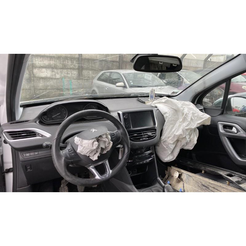 Volant PEUGEOT 2008 1 Photo n°17