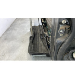 Porte avant gauche FORD FIESTA 5