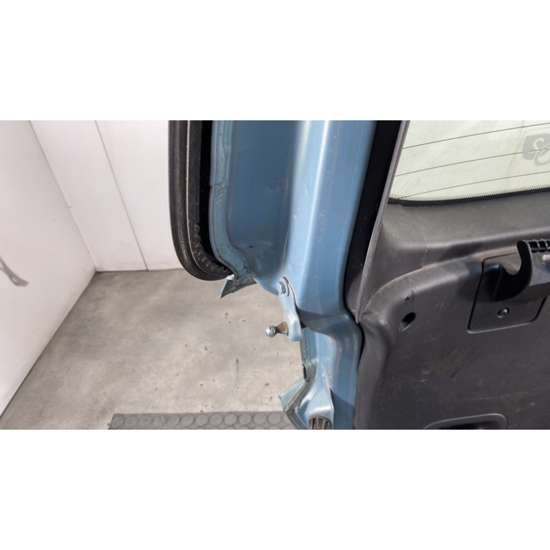 Malle/Hayon arriere RENAULT MODUS Photo n°8