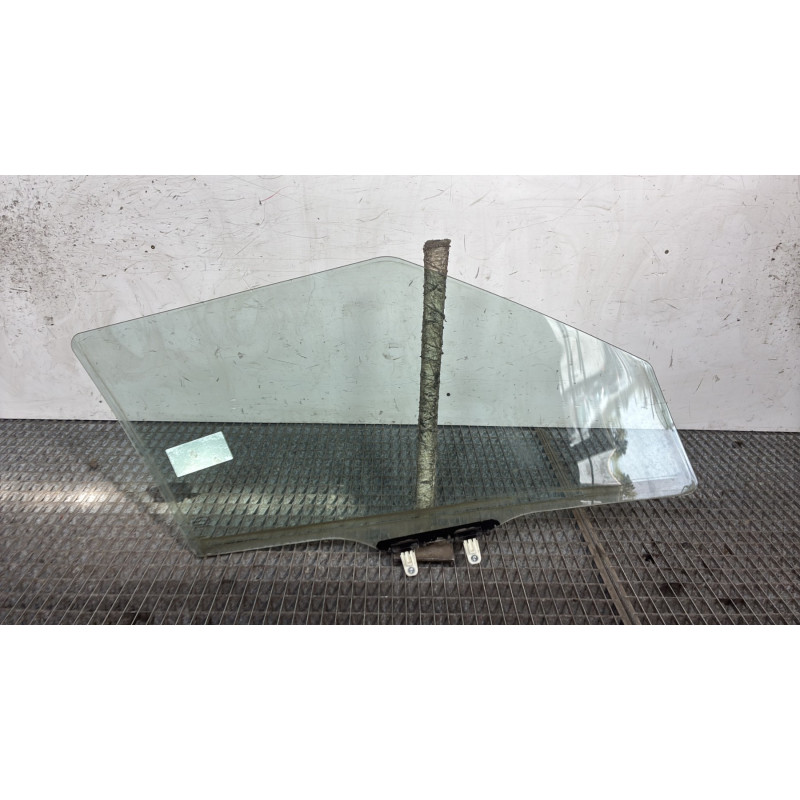 Vitre avant gauche SUZUKI SWIFT 4 Photo n°4