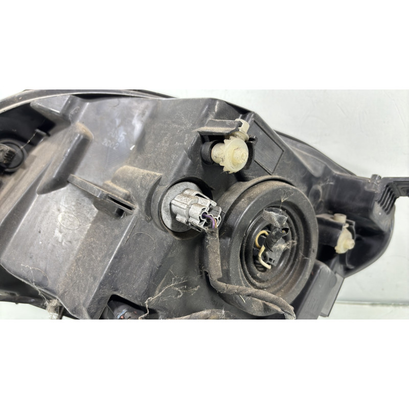 Optique avant principal droit (feux)(phare) CHEVROLET ORLANDO Photo n°4