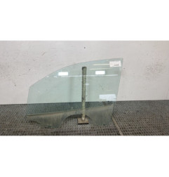 Vitre avant gauche CHEVROLET ORLANDO Photo n°1