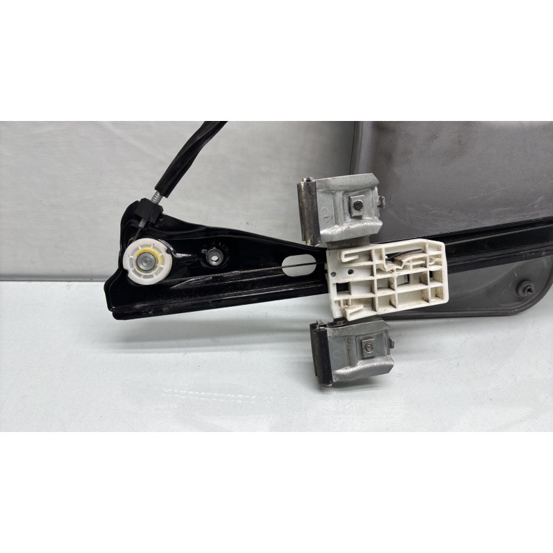 Leve vitre electrique avant droit SKODA FABIA 2 Photo n°3