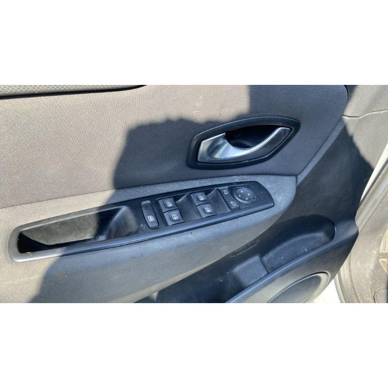 Aile avant gauche RENAULT GRAND SCENIC 3 Photo n°14