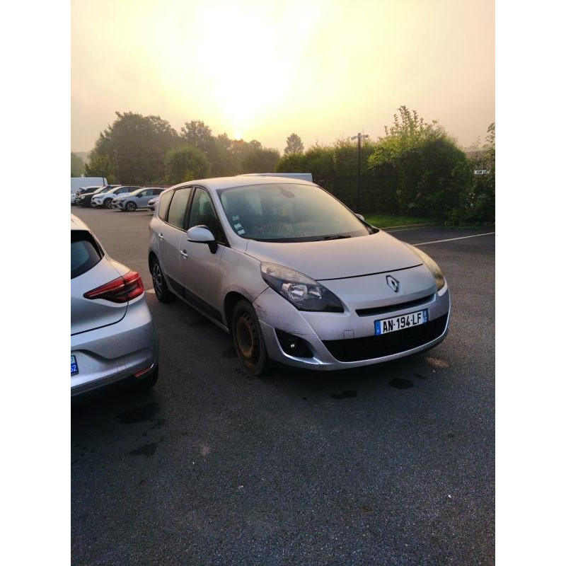 Aile avant gauche RENAULT GRAND SCENIC 3 Photo n°20