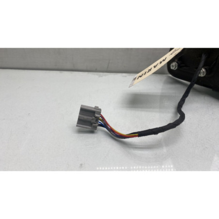 Retroviseur droit NISSAN QASHQAI 1