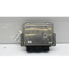 Calculateur moteur PEUGEOT 207