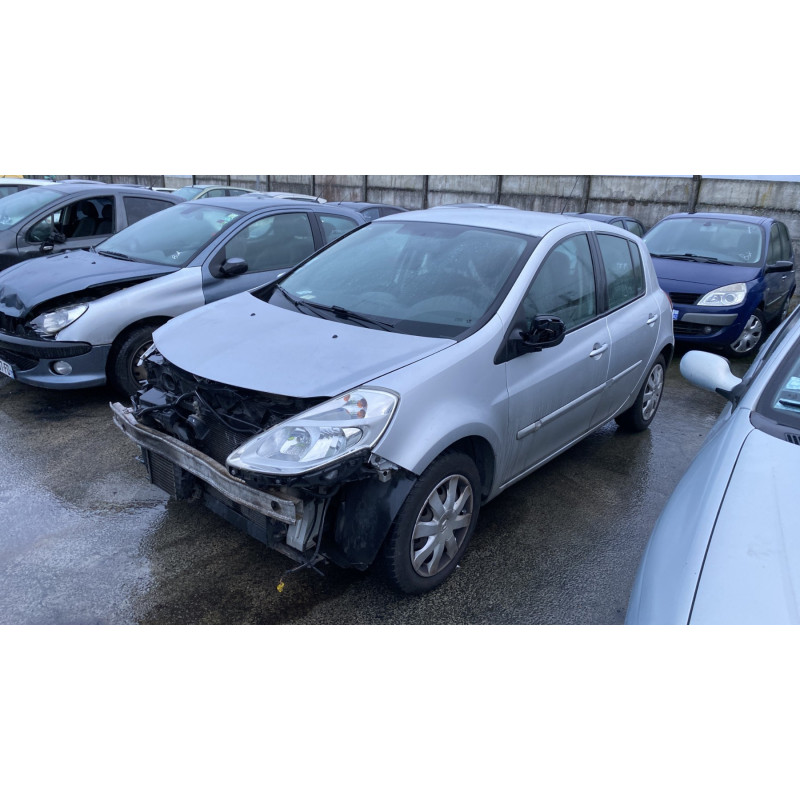 Plage arriere RENAULT CLIO 3 Photo n°5