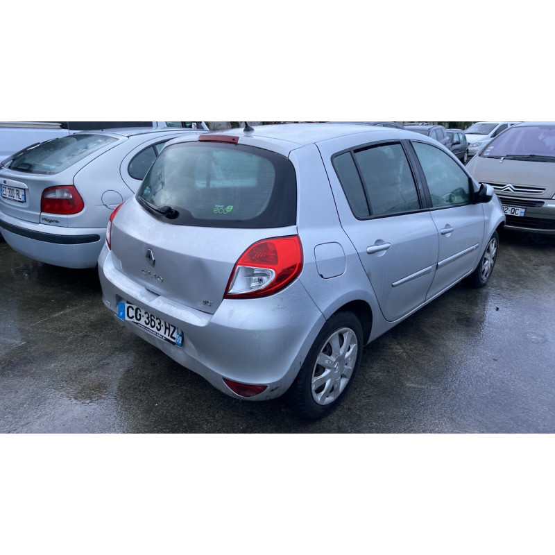Plage arriere RENAULT CLIO 3 Photo n°7